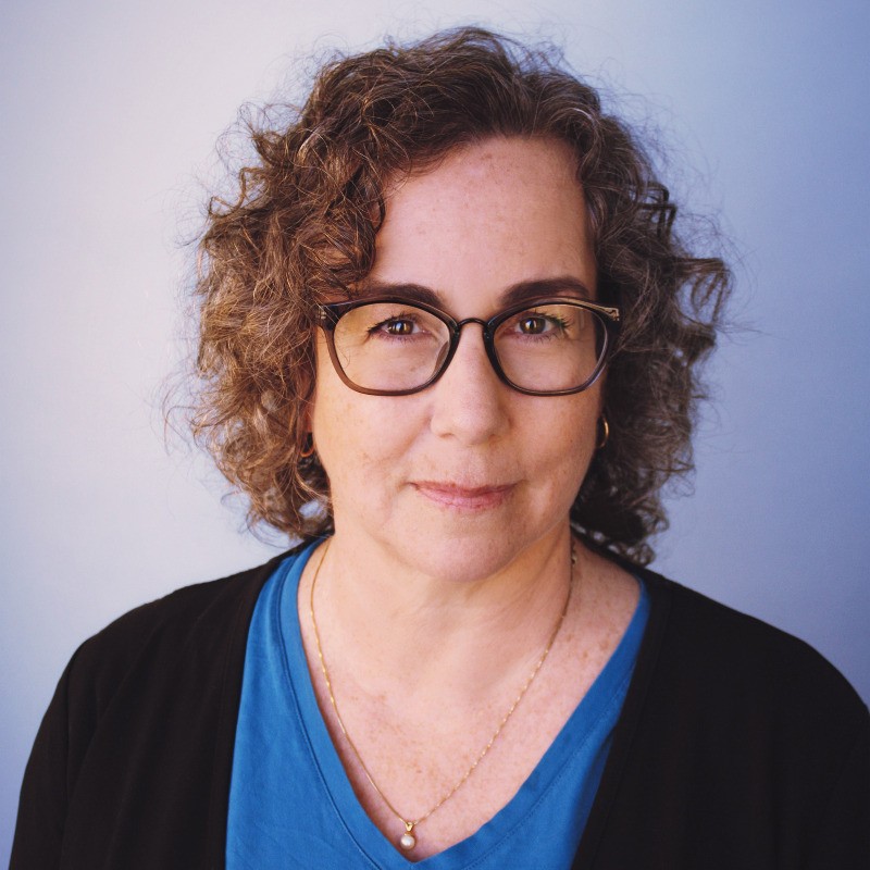 Lois Hutchinson